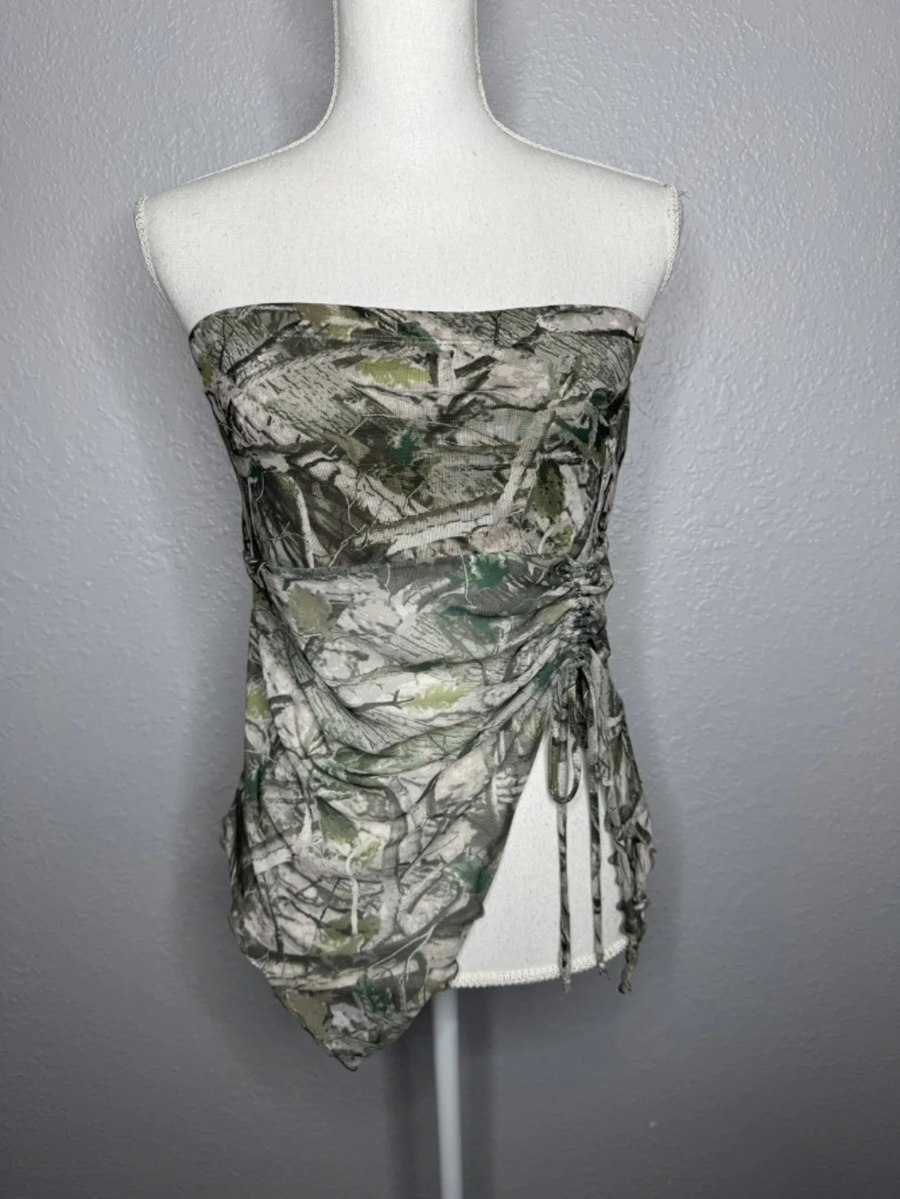 Rebellious Dreamer‎ XL camouflage strapless ruching top